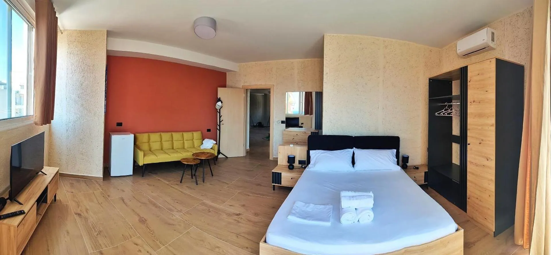 Johnny'S Rooms Saranda Albania