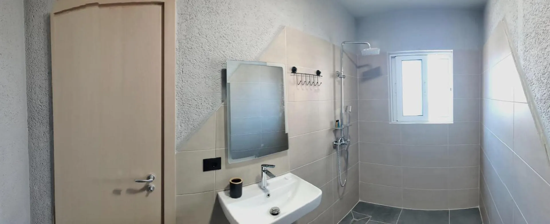 Johnny'S Rooms Saranda 0*,  Albania